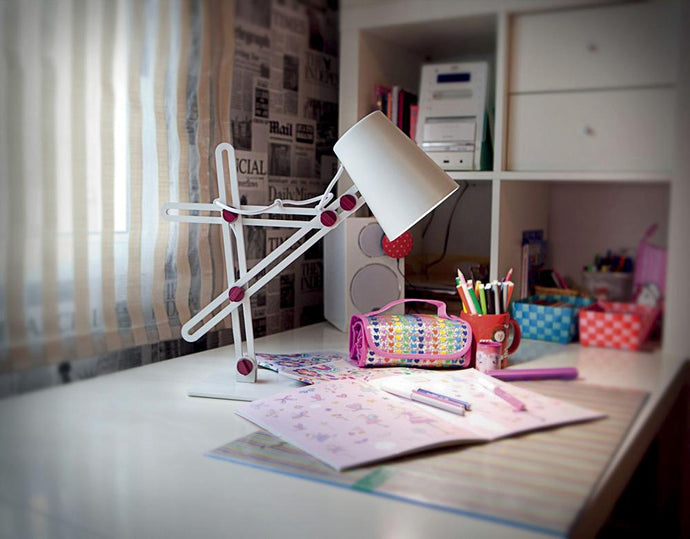 Mantra M3613 Looker Table Lamp 1 Light E27, Matt White/Purple